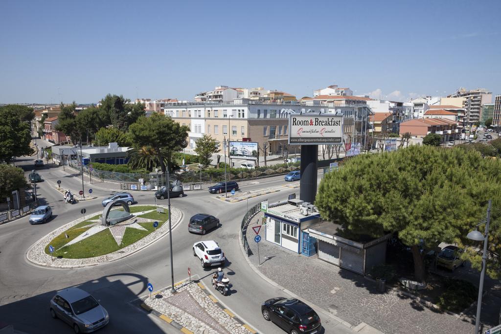 Hotel Quarantadue Quindici Térmoli Exterior foto