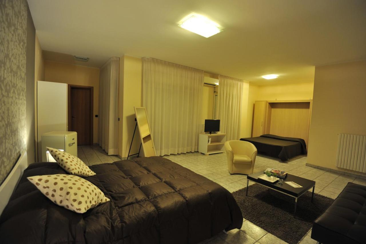 Hotel Quarantadue Quindici Térmoli Exterior foto