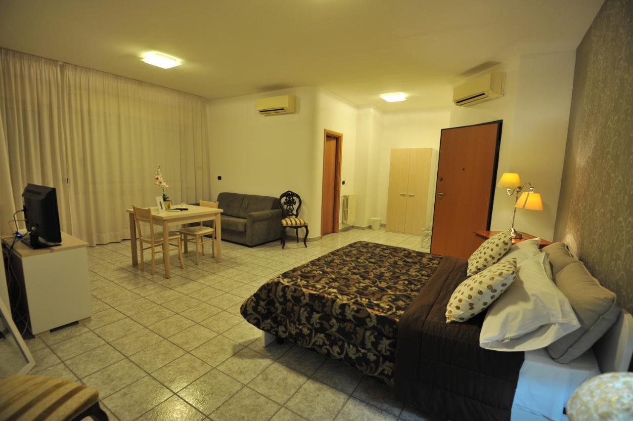 Hotel Quarantadue Quindici Térmoli Exterior foto